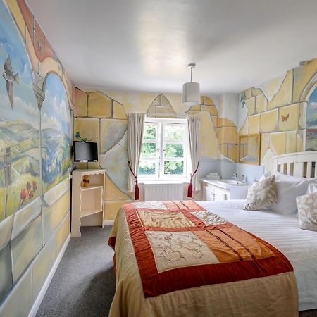 Heywood Hall Denstone Ngoại thất bức ảnh