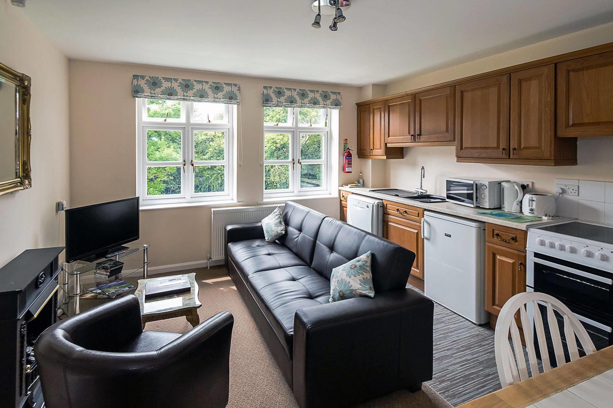 Heywood Hall Denstone Ngoại thất bức ảnh