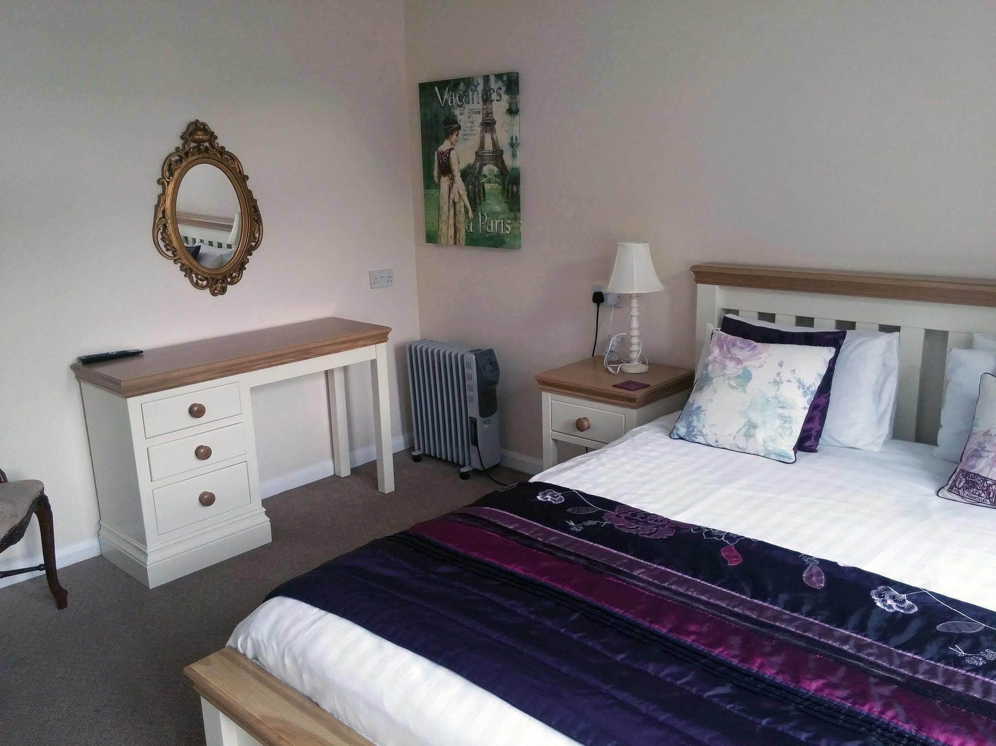 Heywood Hall Denstone Ngoại thất bức ảnh